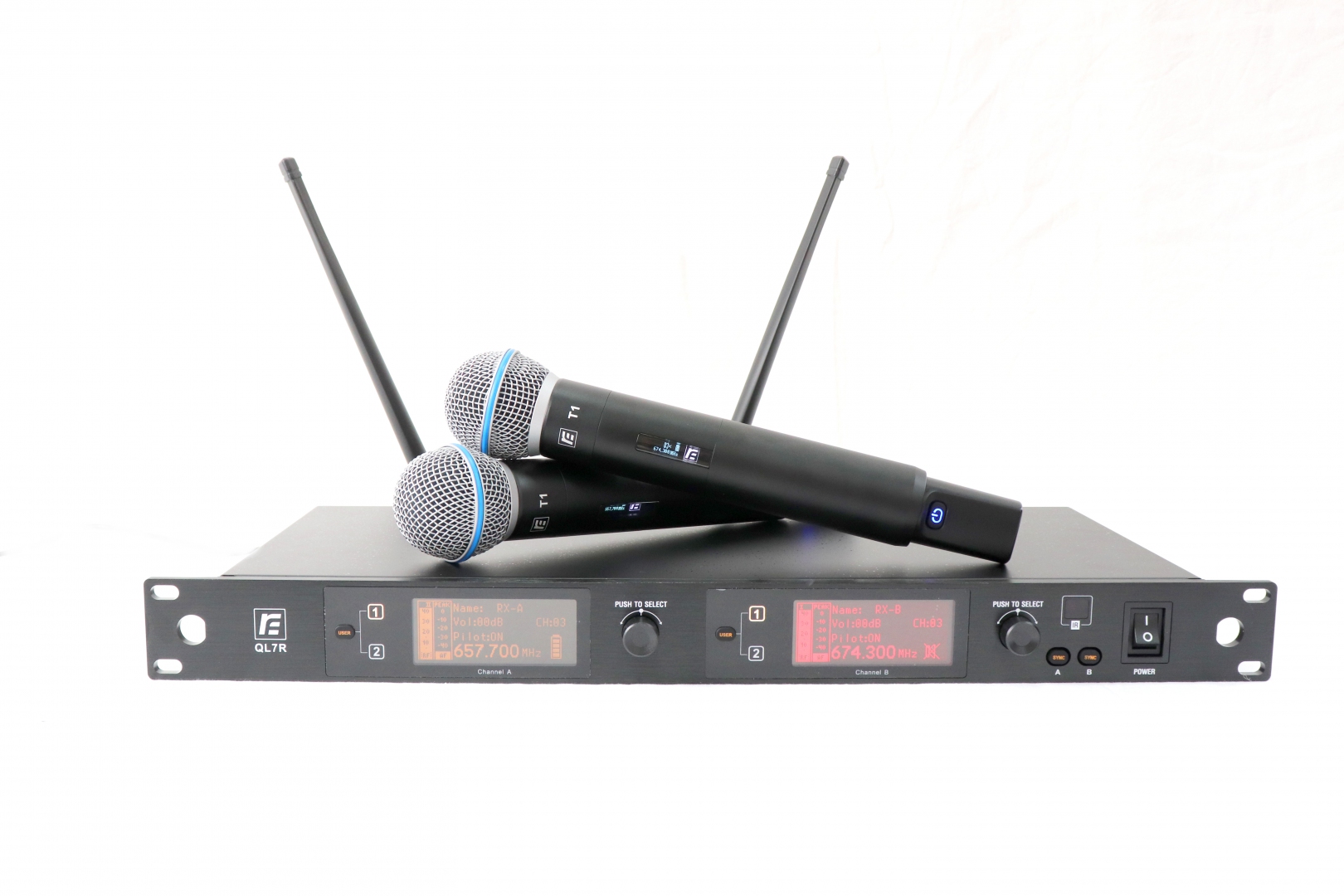 RFIntell QL7R/T1-A 651,800-683,400 МГц 2-канальная радиосистема с 2-мя ручными микрофонами в Амурской области